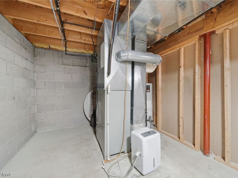 2382 Mount Pleasant Street NE, Canton, OH 44721 Photo 30