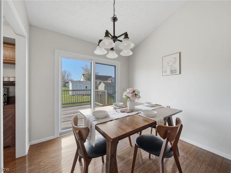 2382 Mount Pleasant Street NE, Canton, OH 44721 Photo 9