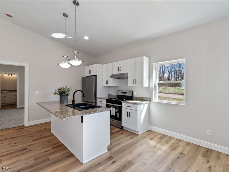 515 Pine Street NW, Beach City, OH 44608 Photo 7