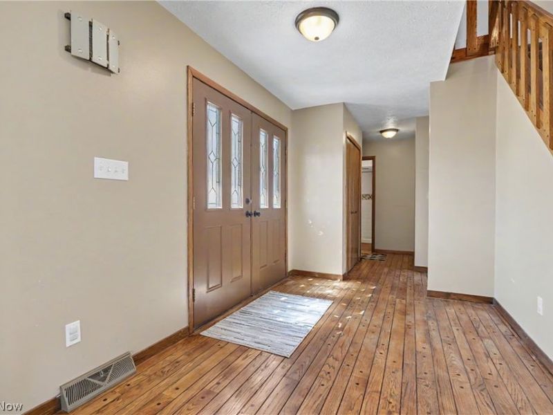 601 Treeside Drive, Stow, OH 44224 Photo 4