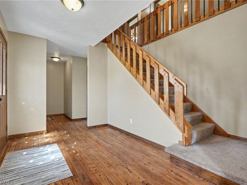 601 Treeside Drive, Stow, OH 44224 Photo 5