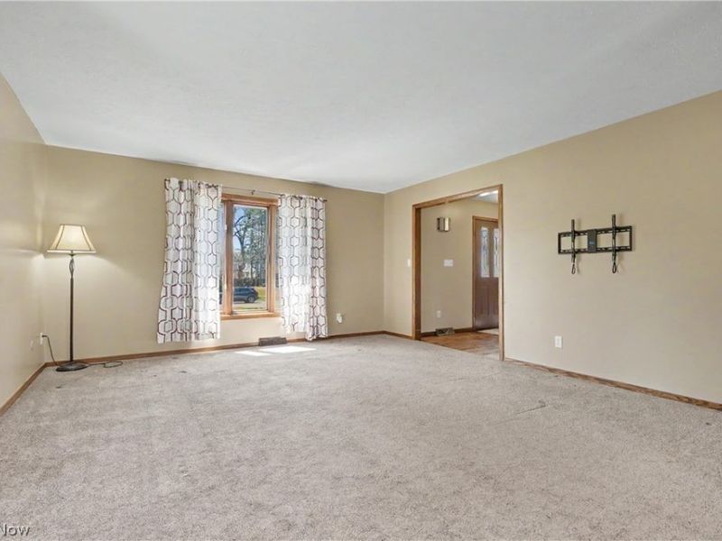 601 Treeside Drive, Stow, OH 44224 Photo 6