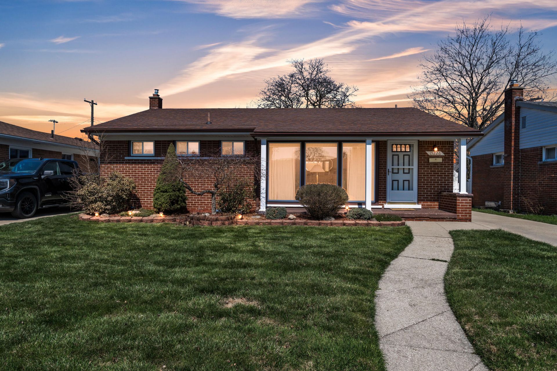 15226 Cook Street, Southgate, MI 48195 Main Photo