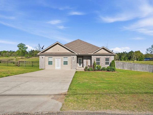 26543 S Sardis Road, Bauxite, AR 72011