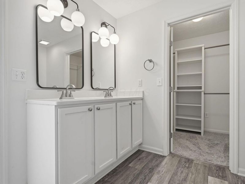 8050 Flint Run Place , Columbus, OH 43235 Photo 27