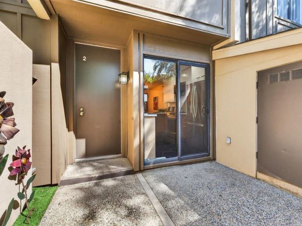 878 Woodside Ln #2, Unit 2, Sacramento, CA 95825