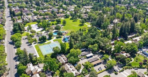 878 Woodside Ln #2, Unit 2, Sacramento, CA 95825 Photo