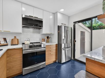 878 Woodside Ln #2, Unit 2, Sacramento, CA 95825 Photo