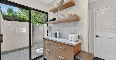 878 Woodside Ln #2, Unit 2, Sacramento, CA 95825 Photo