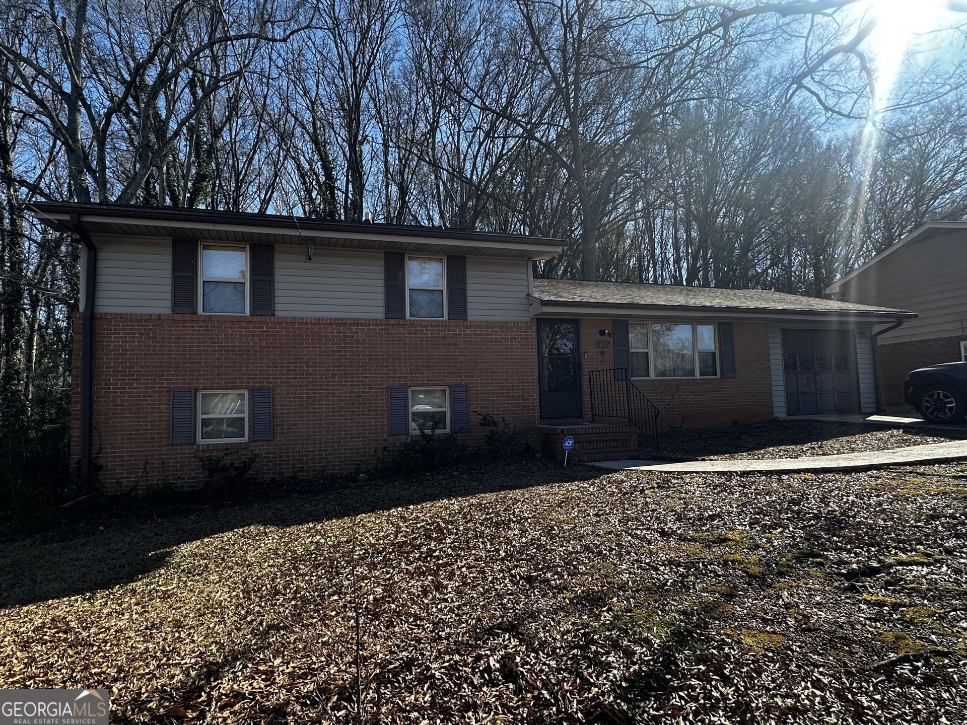 6182 Graceland Circle, Morrow, GA 30260 Main Photo