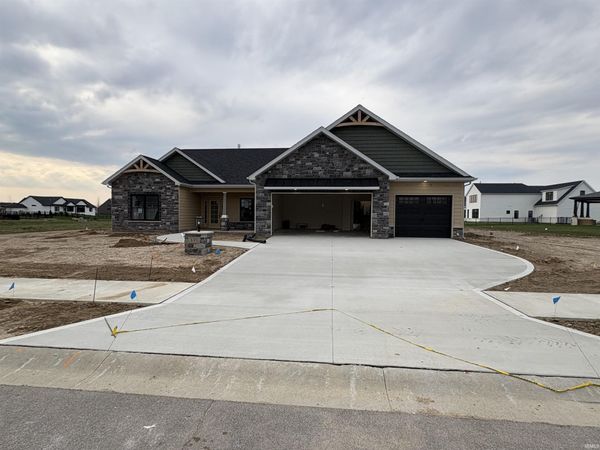 893 Cascata Trail, Huntertown, IN 46748