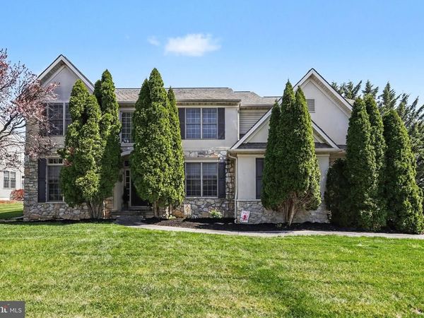 2374 PULLMAN WAY, HUMMELSTOWN, PA 17036
