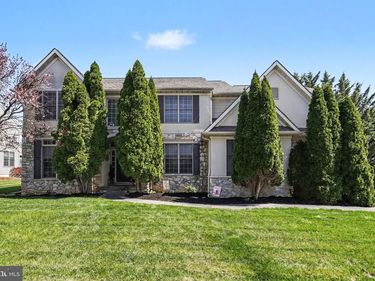 2374 PULLMAN WAY, HUMMELSTOWN, PA 17036