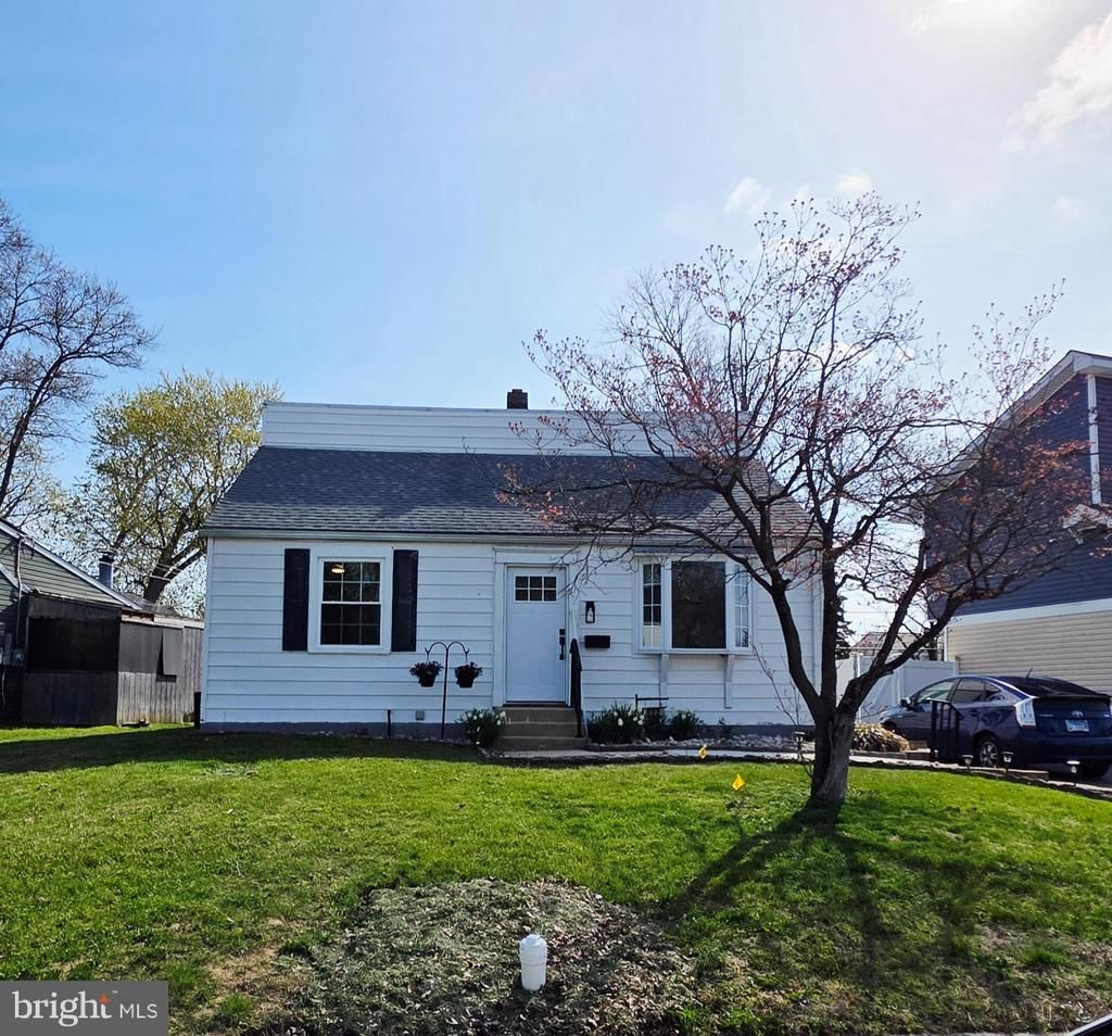 222 W LOVE LANE , NORWOOD, PA 19074