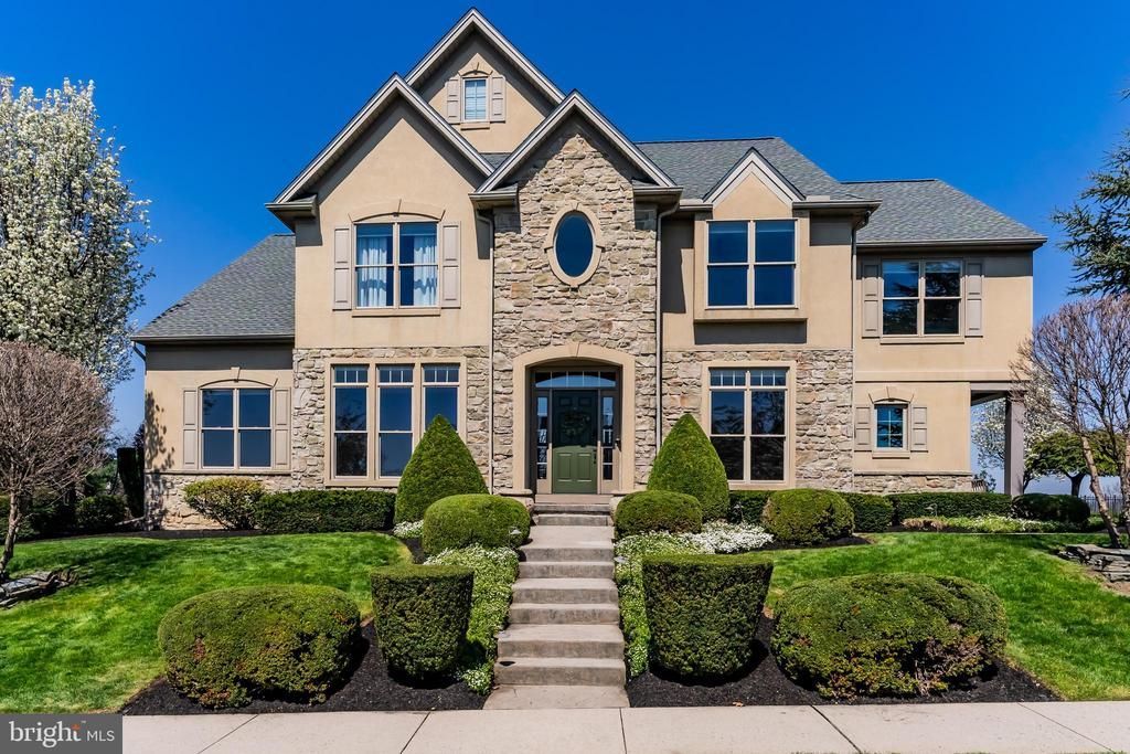 3710 FALKSTONE DRIVE , MECHANICSBURG, PA 17050