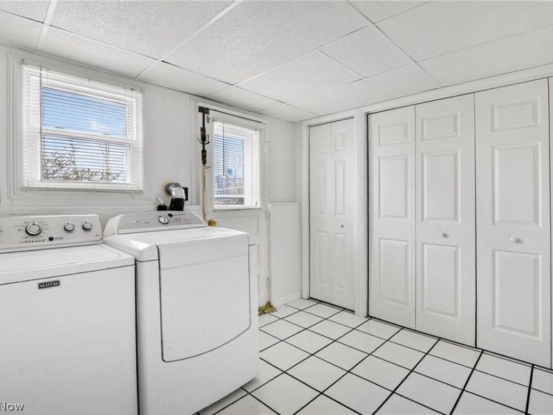 130 Robinwood Drive, New Middletown, OH 44442 Photo 14