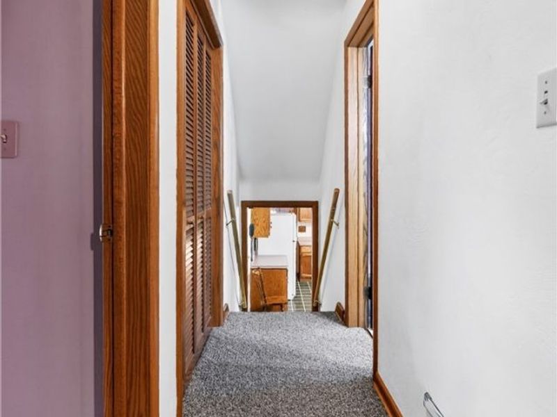 130 Robinwood Drive, New Middletown, OH 44442 Photo 17