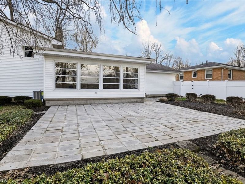 130 Robinwood Drive, New Middletown, OH 44442 Photo 33