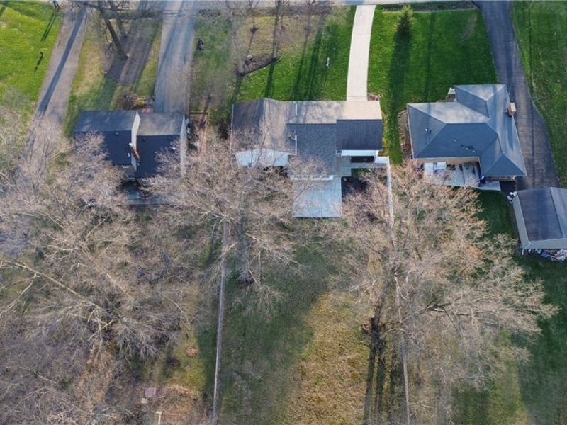 130 Robinwood Drive, New Middletown, OH 44442 Photo 38