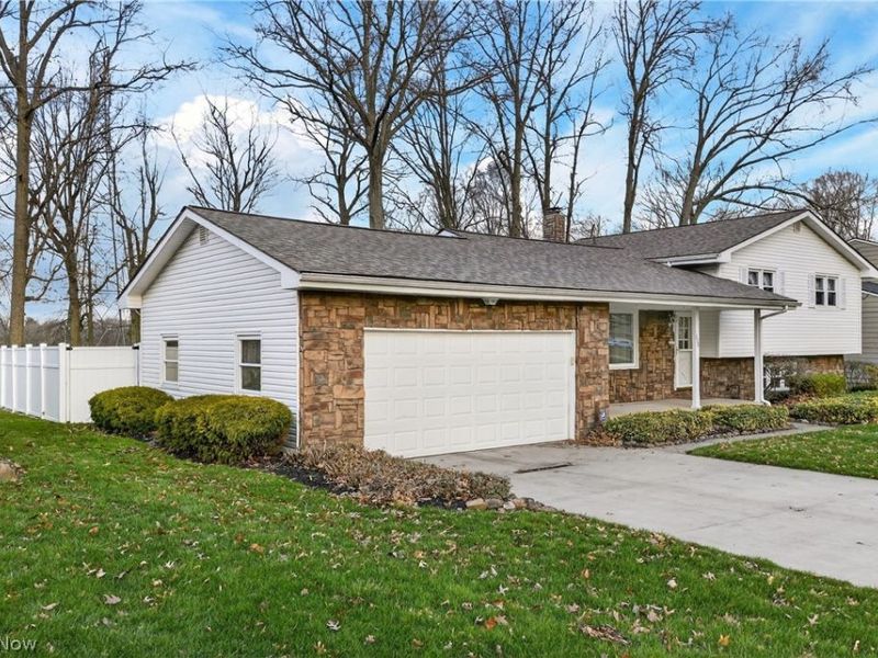 130 Robinwood Drive, New Middletown, OH 44442 Photo 48