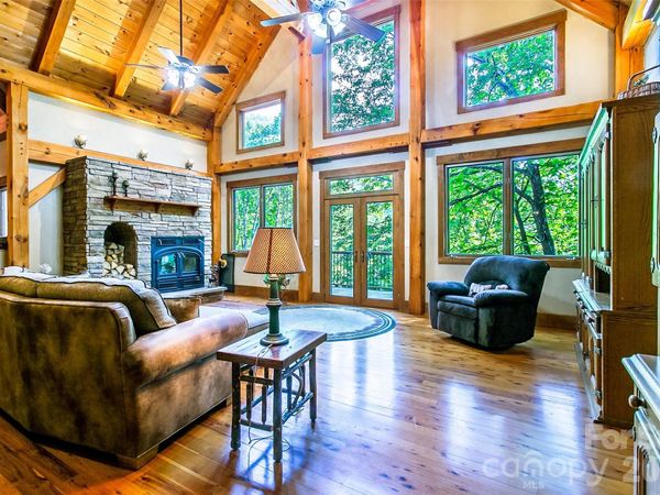 58 Great Aspen Way, Black Mountain, NC 28711