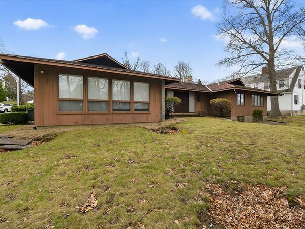 312 Adams St, Quincy, MA 02169