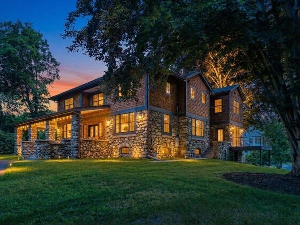 20 Wheeler Ln, Natick, MA 01760