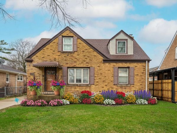 7246 N Olcott Avenue, Chicago, IL 60631