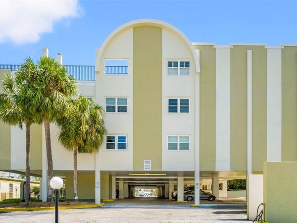 4651 1ST STREET NE, Unit 306, ST PETERSBURG, FL 33702