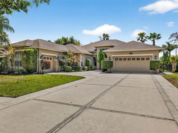 5905 CHERRY OAK DRIVE , VALRICO, FL 33596