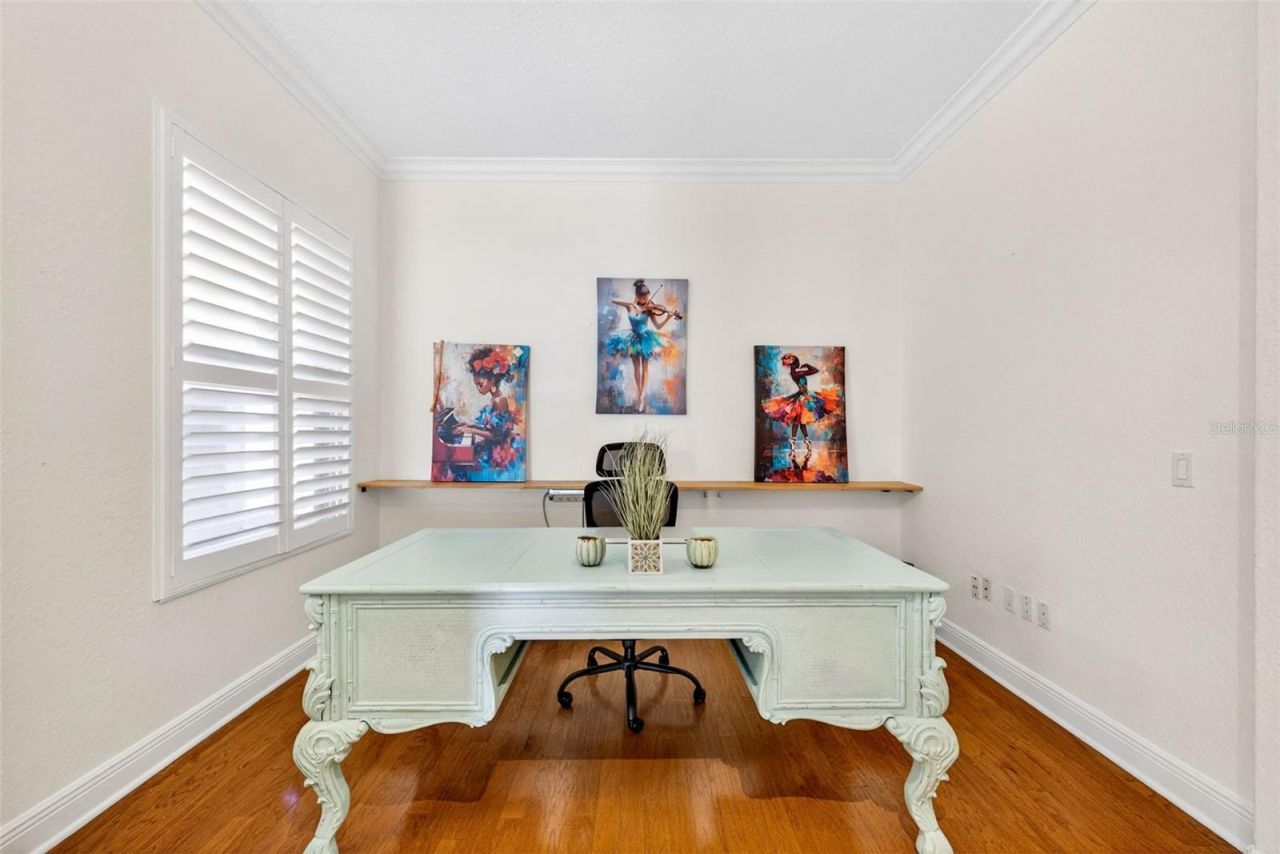 5905 Cherry Oak Drive , Valrico, FL 33596 Photo