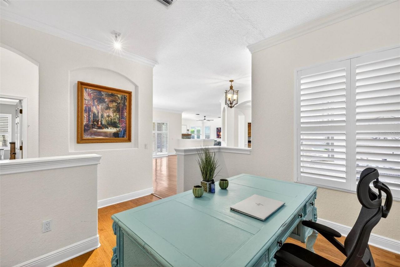 5905 Cherry Oak Drive , Valrico, FL 33596 Photo