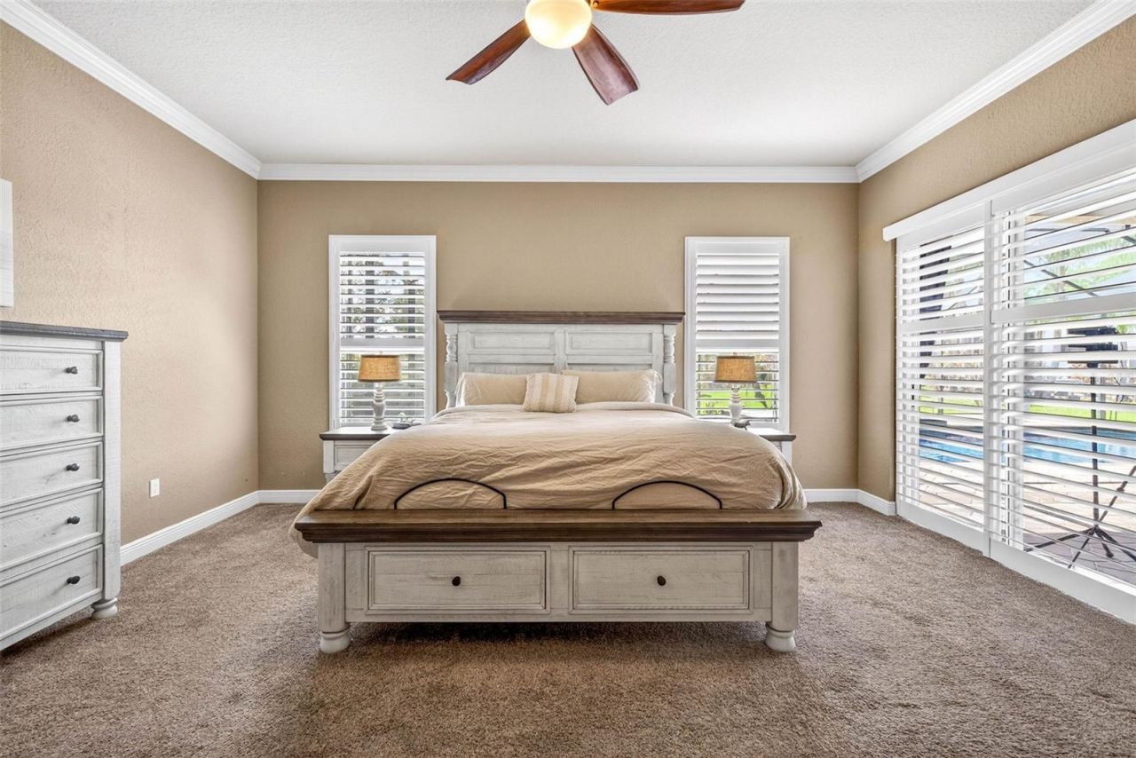 5905 Cherry Oak Drive , Valrico, FL 33596 Photo