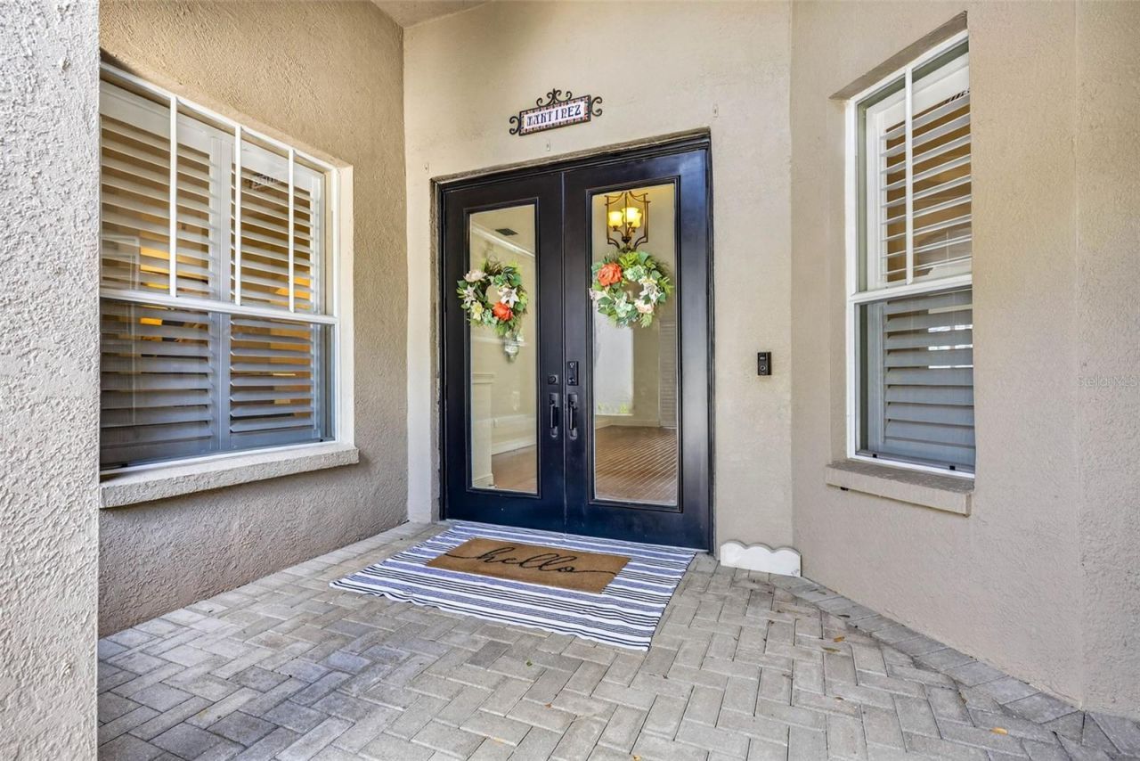 5905 Cherry Oak Drive , Valrico, FL 33596 Photo