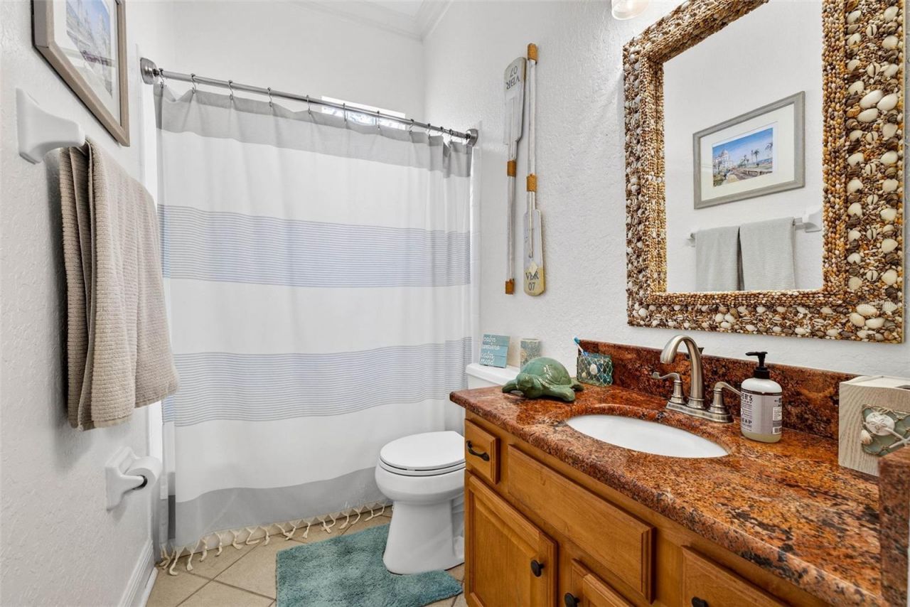 5905 Cherry Oak Drive , Valrico, FL 33596 Photo