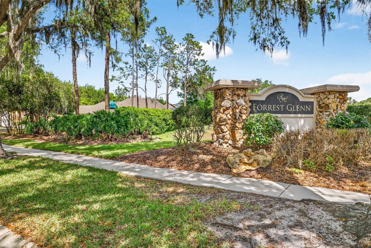 5905 Cherry Oak Drive , Valrico, FL 33596 Photo