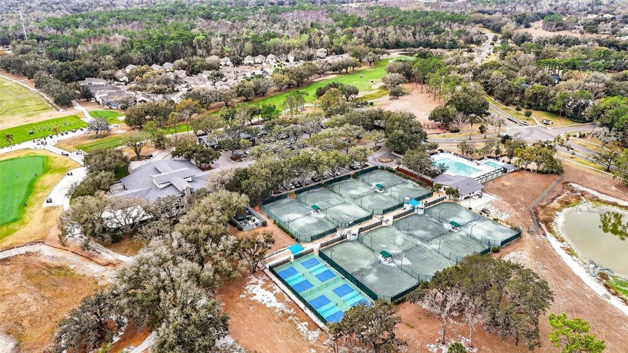 5905 Cherry Oak Drive , Valrico, FL 33596 Photo