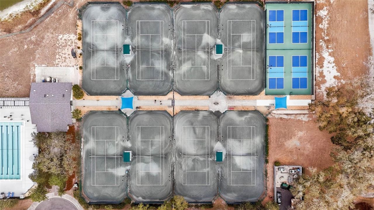 5905 Cherry Oak Drive , Valrico, FL 33596 Photo