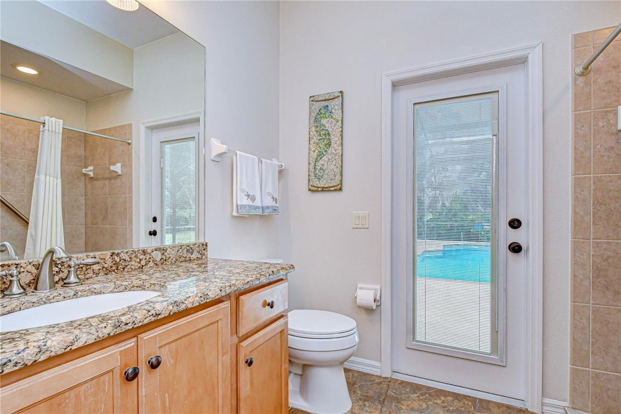 5612 Eagleglen Place, Lithia, FL 33547 Photo