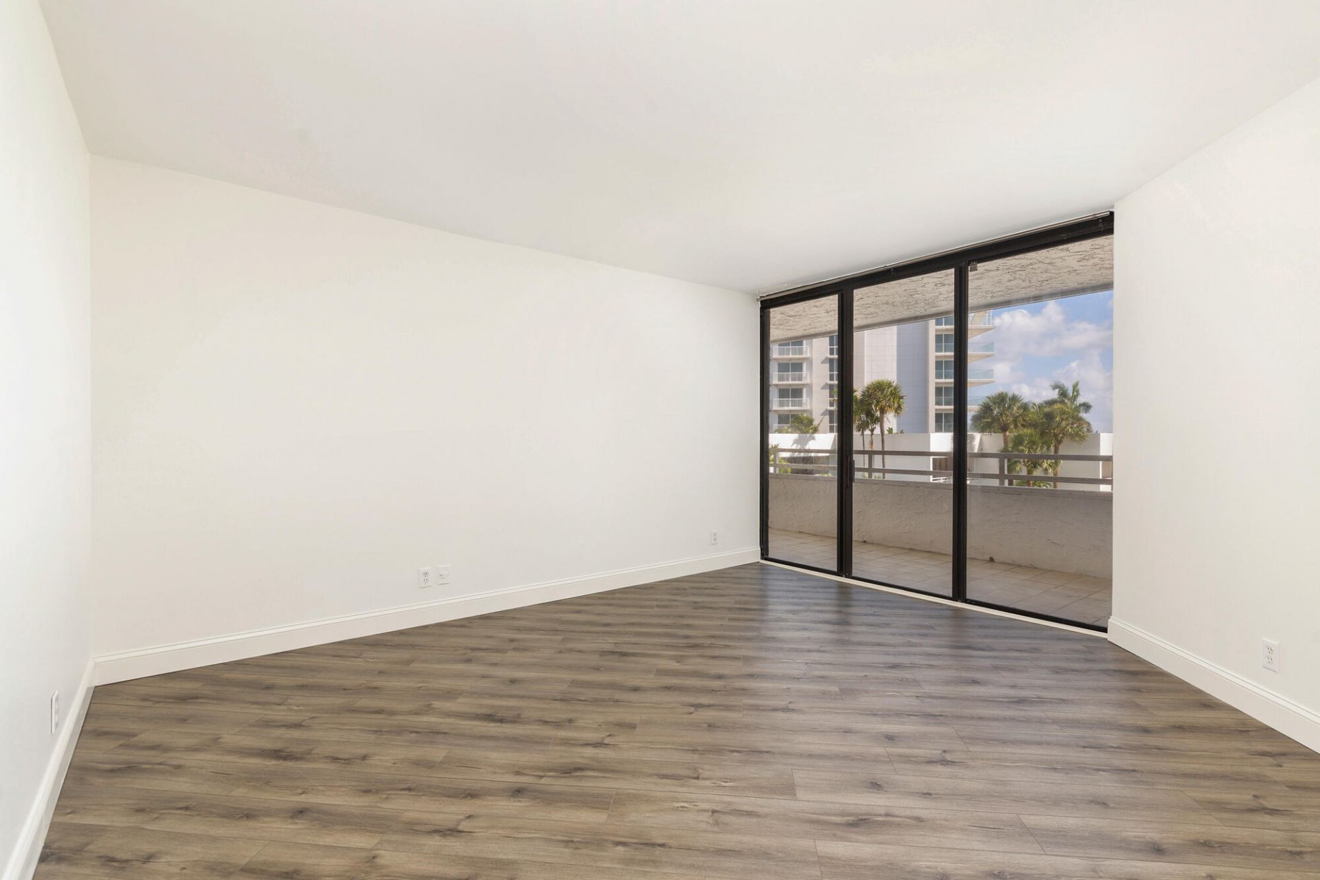 3701 S Flagler Drive, Unit B303, West Palm Beach, FL 33405 Photo