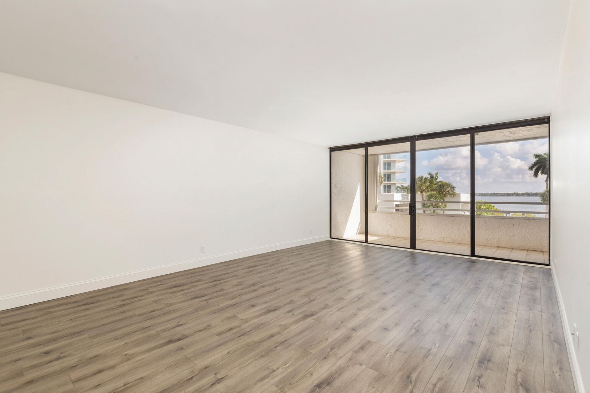 3701 S Flagler Drive, Unit B303, West Palm Beach, FL 33405 Photo