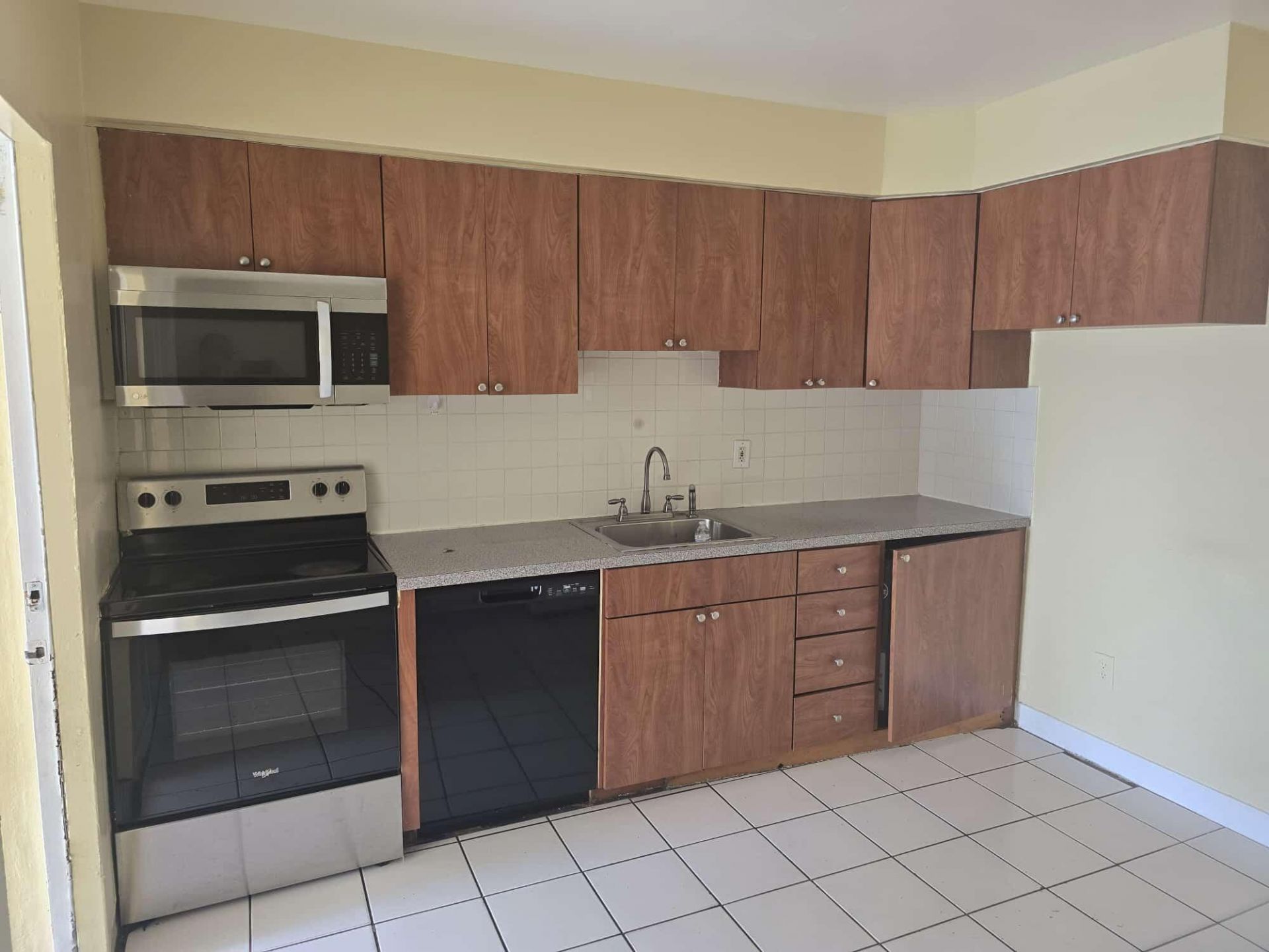 1912 Taft Street, Unit 1-2, Hollywood, FL 33020 Photo