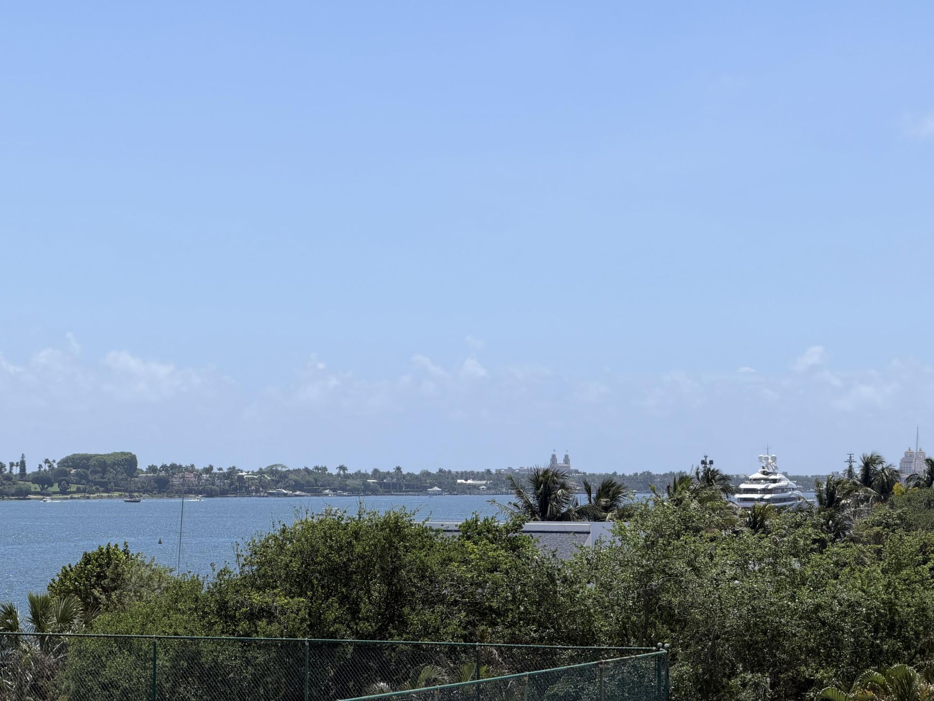 5600 N Flagler Drive, Unit 404, West Palm Beach, FL 33407 Photo