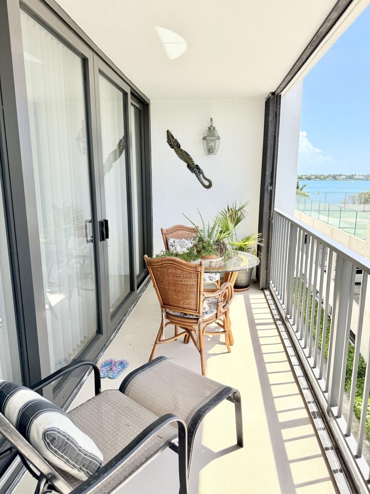 5600 N Flagler Drive, Unit 404, West Palm Beach, FL 33407 Photo