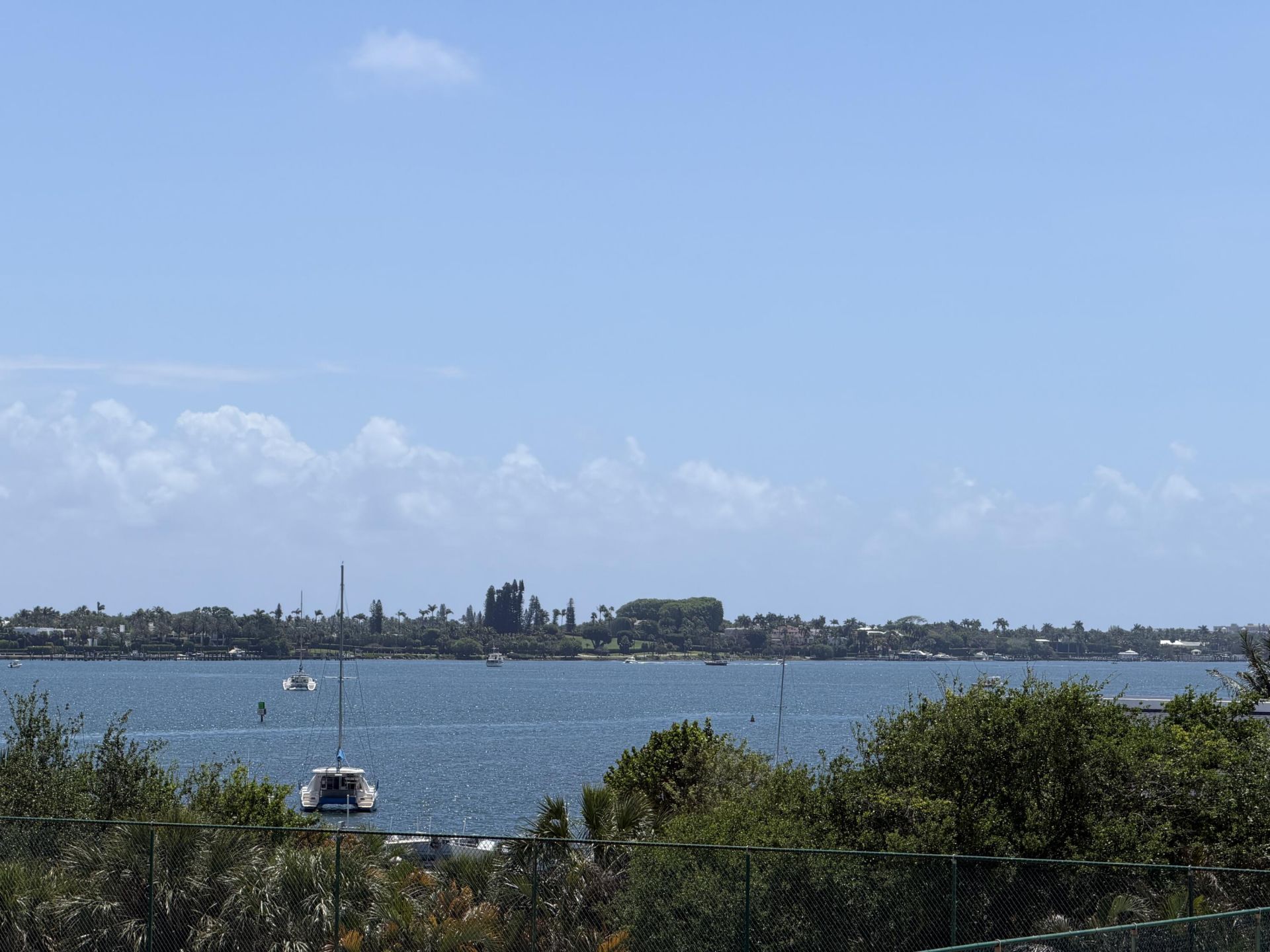 5600 N Flagler Drive, Unit 404, West Palm Beach, FL 33407 Photo