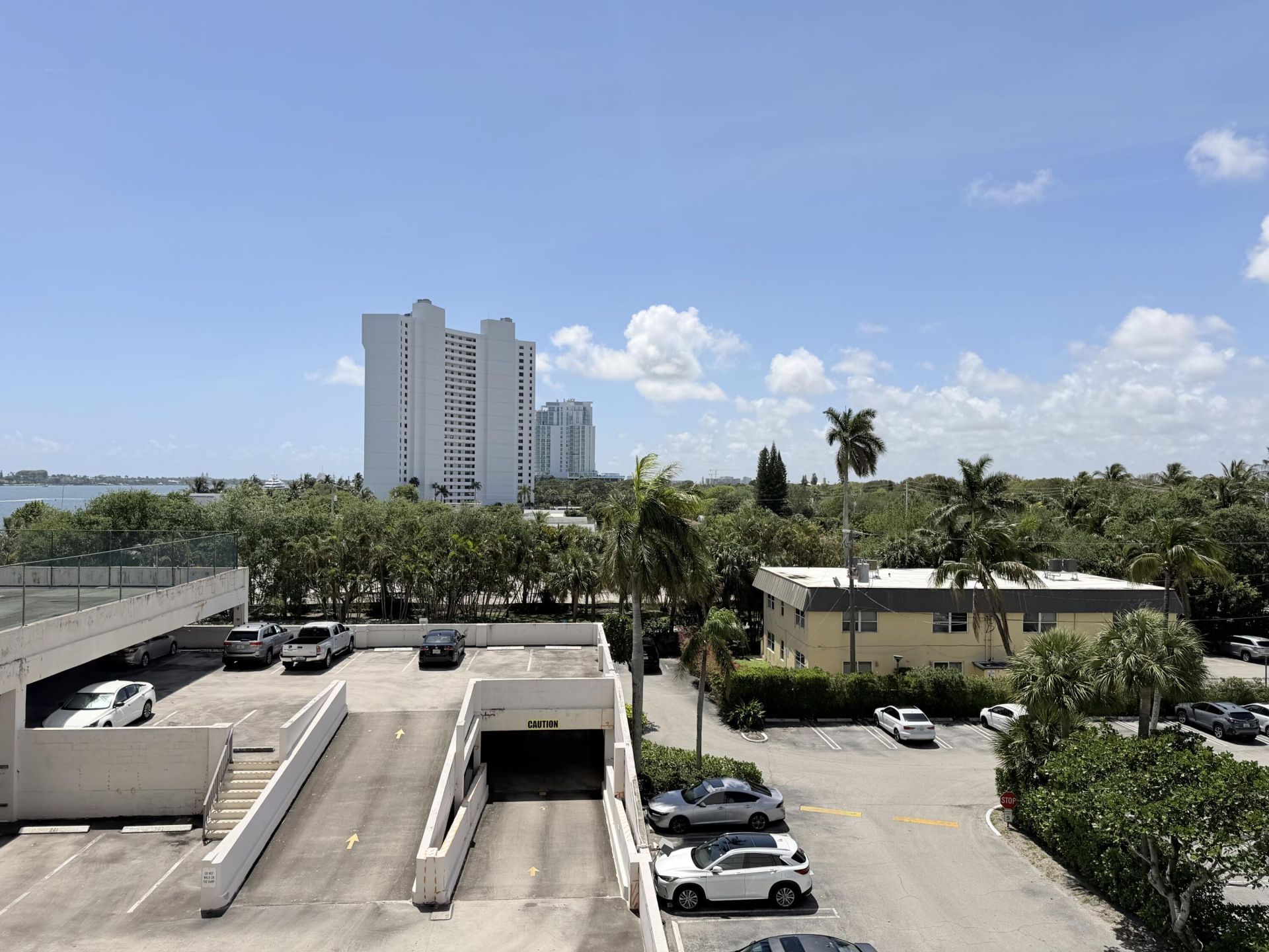 5600 N Flagler Drive, Unit 404, West Palm Beach, FL 33407 Photo