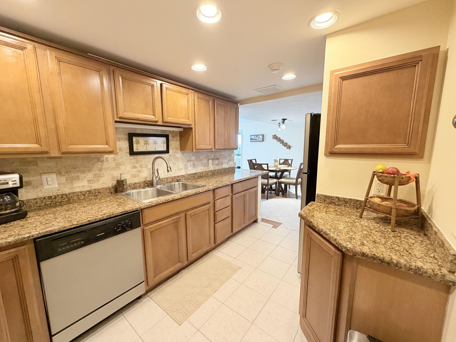 5600 N Flagler Drive, Unit 404, West Palm Beach, FL 33407 Photo