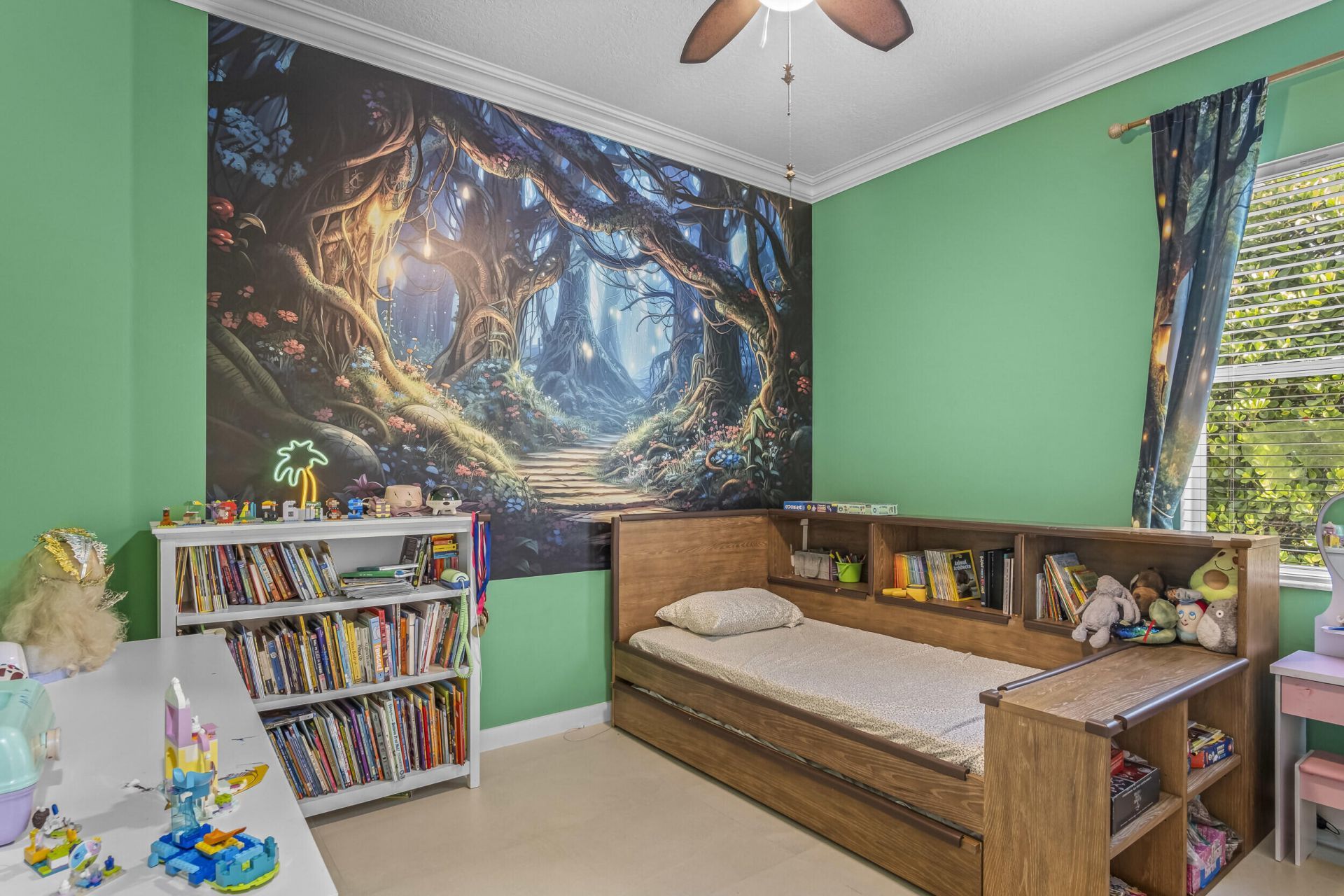 48 Lake Eden Drive, Boynton Beach, FL 33435 Photo