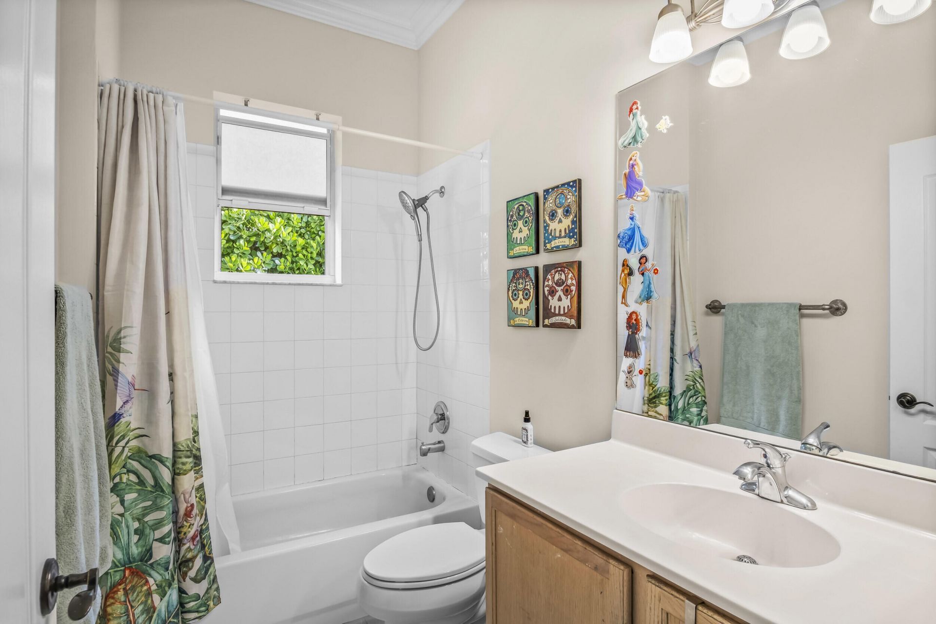 48 Lake Eden Drive, Boynton Beach, FL 33435 Photo