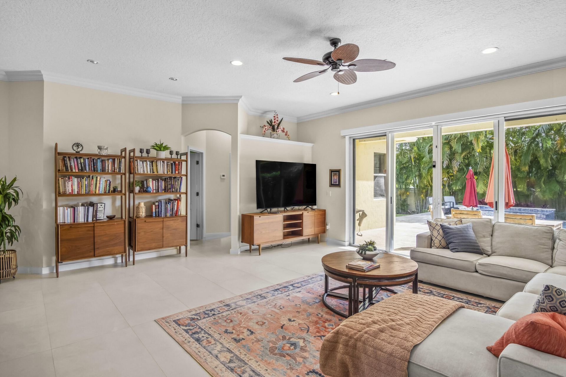 48 Lake Eden Drive, Boynton Beach, FL 33435 Photo